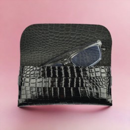 Шкіряний лаковий чохол футляр для окулярів 16,5*7,5 см чорний з крокодиловим принтом case-noir-1005