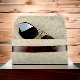 Чохол футляр для окулярів зі шкіряним ремінцем 16,5*7,5 см бежевий з темно-бордовим case-beige-2020