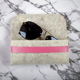 Чохол футляр для окулярів зі шкіряним ремінцем 16,5*7,5 см бежевий з рожевим case-beige-2025
